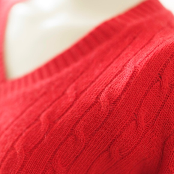 JCREW Cable Knit V-Neck Sweater, v neck sweater in Poppy Red Size: Small - Picture 3 of 9